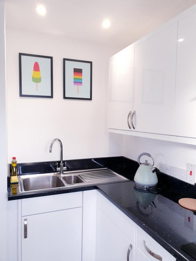 Luxury 1 Bed Close To Town Centre With Free Parking サウスエンド・オン・シー エクステリア 写真